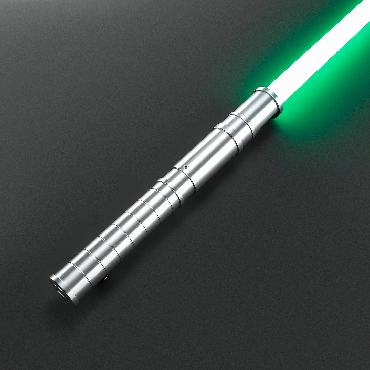 The Exposed Core Hilt: The Versatile Dueling Lightsaber