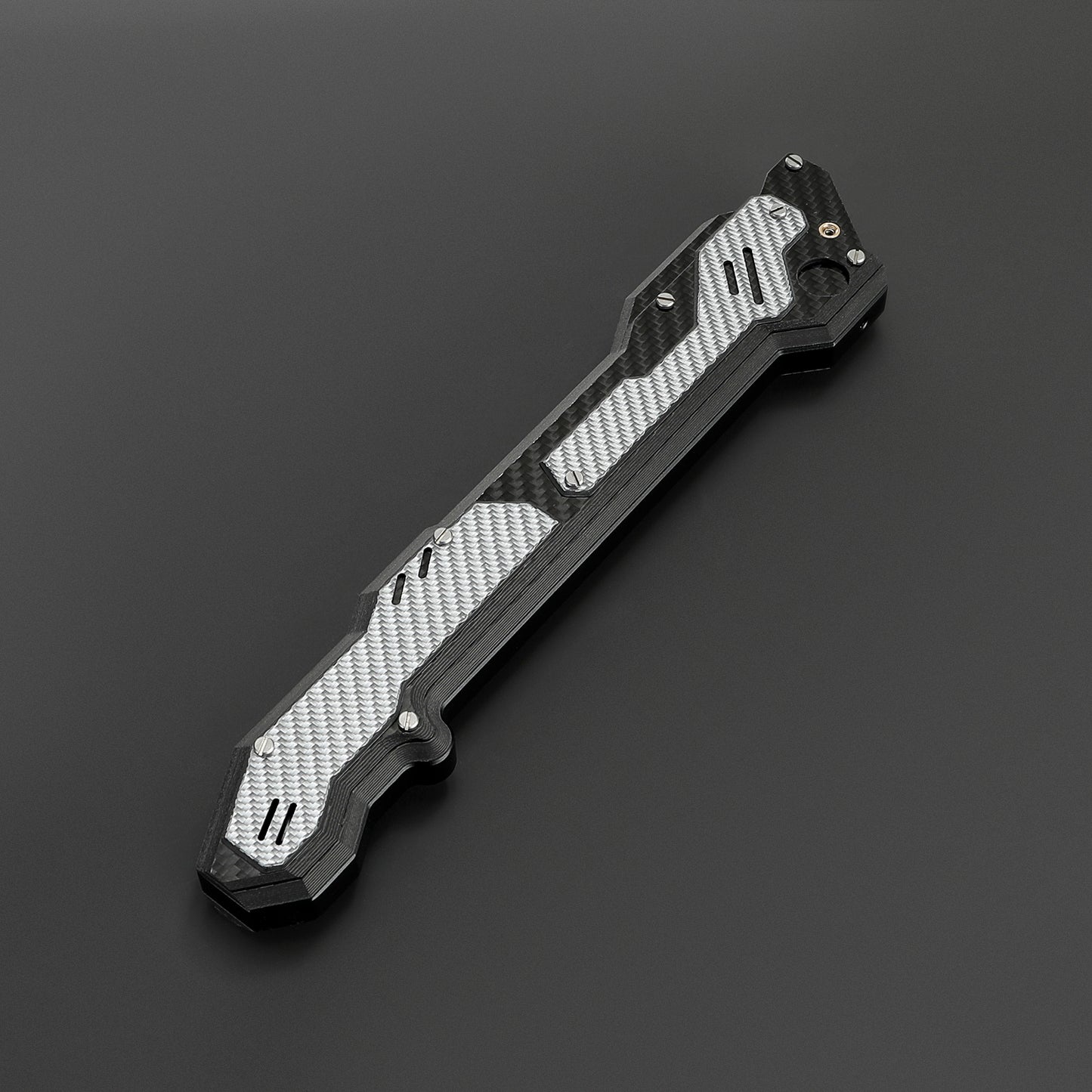 The Cyber Vanguard Carbon Fiber Tactical Blade (Xenopixel)