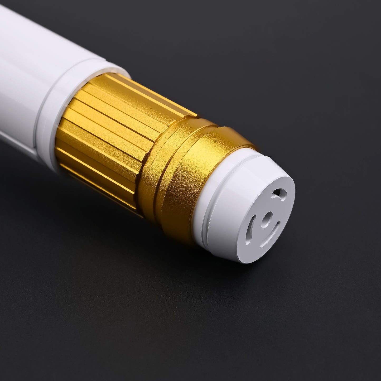 The Gilded Ronin – Samurai-Inspired Warrior Replica (E03A)