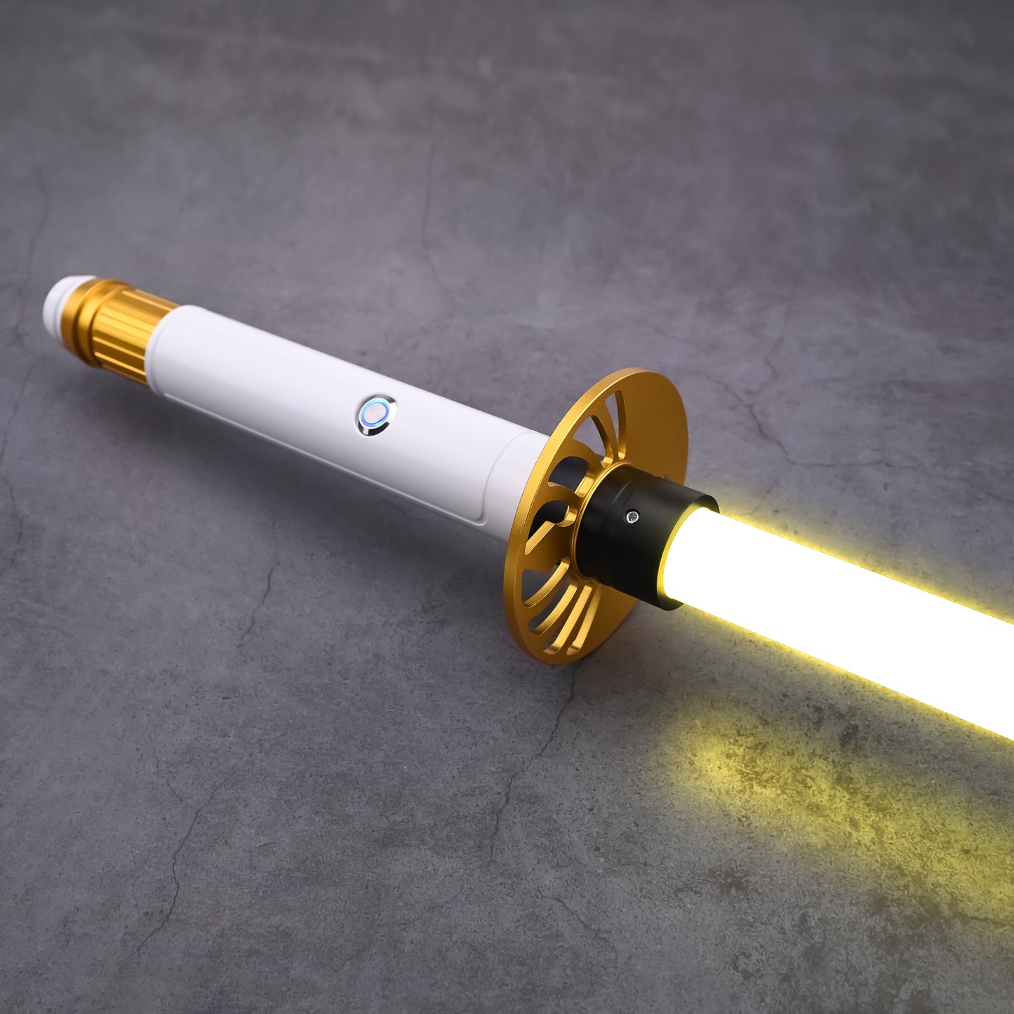 The Gilded Ronin – Samurai-Inspired Warrior Replica (E03A)