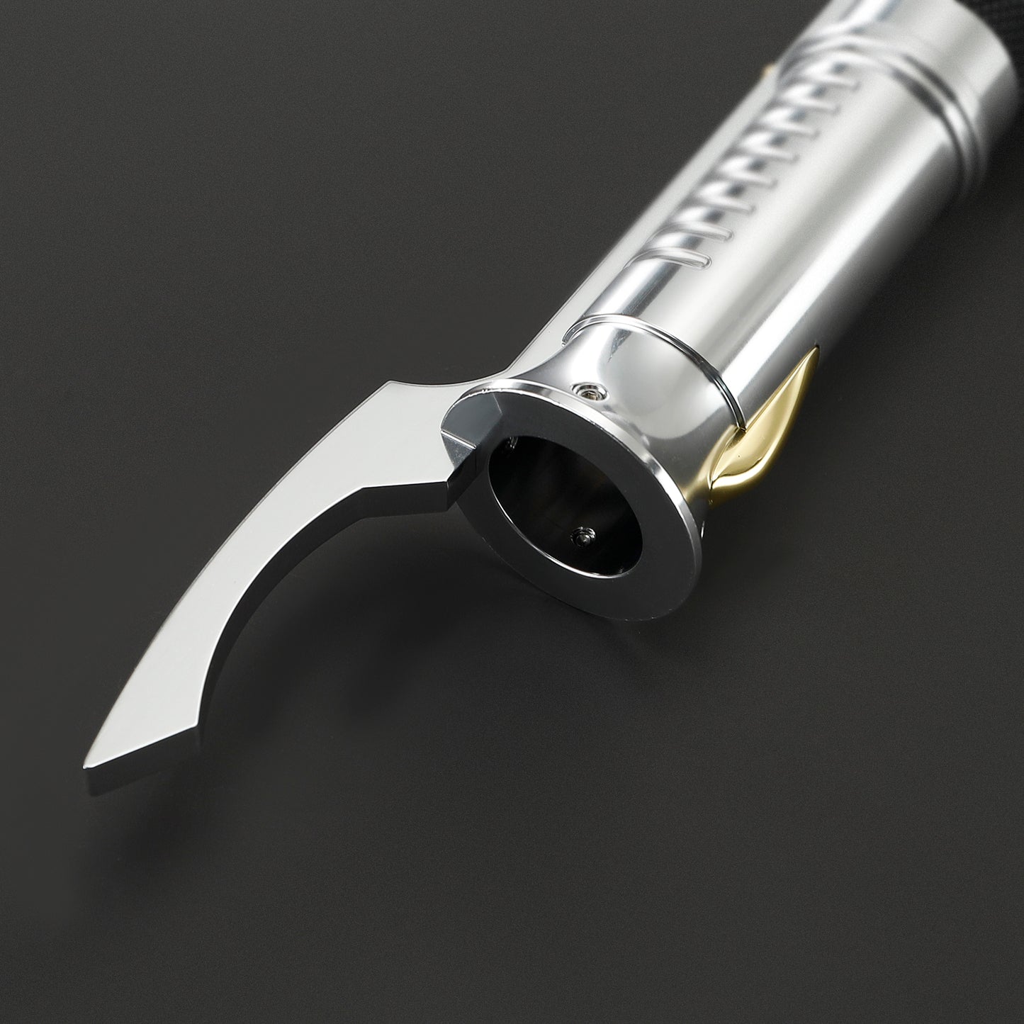 The Serpentine Count – SE Budget Curved Dueling Saber
