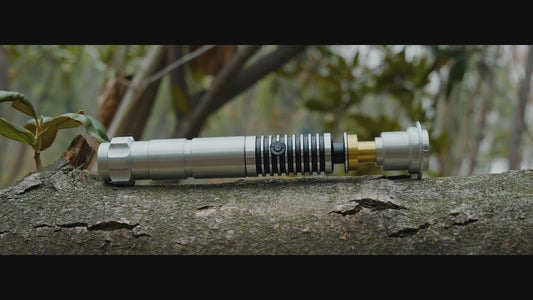 The Young Hero's Hilt: The Classic Dueling Lightsaber V1
